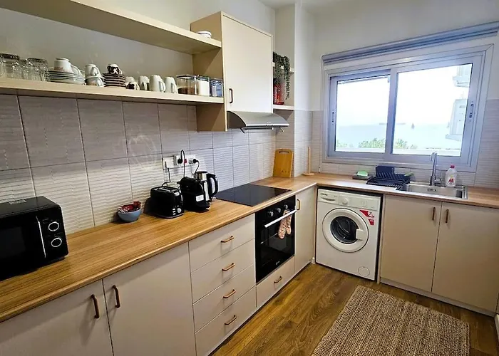 Molos Beachfront City-centre *