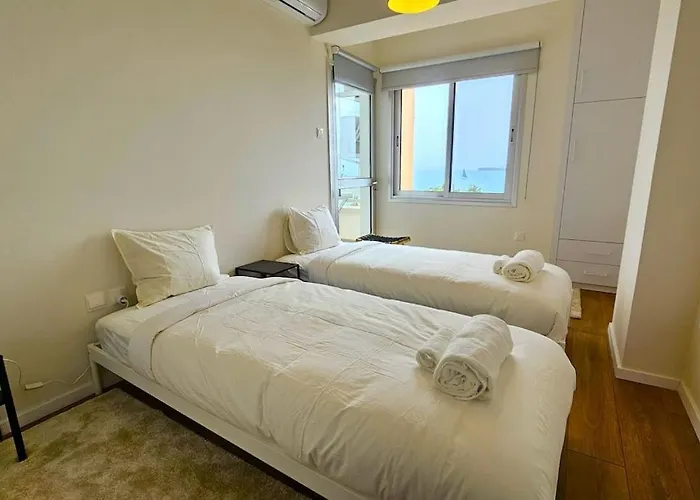 Molos Beachfront City-centre Λεμεσός